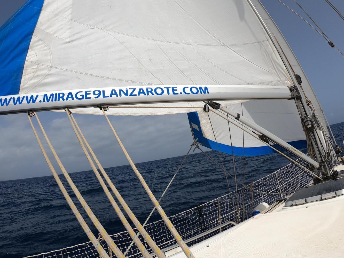 Magnifico Barco En La Graciosa Hotel Калета де Себо Екстериор снимка