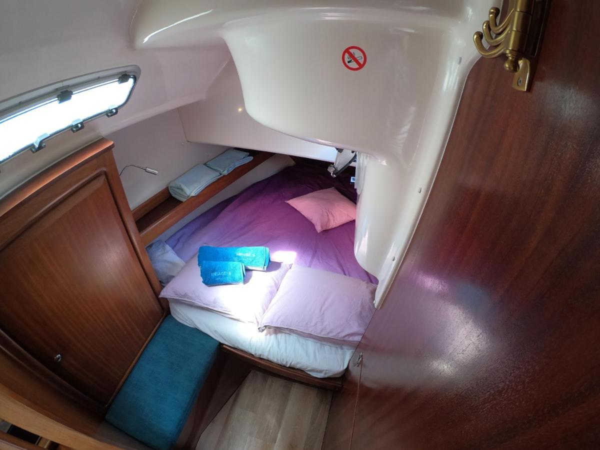 Magnifico Barco En La Graciosa Hotel Калета де Себо Екстериор снимка