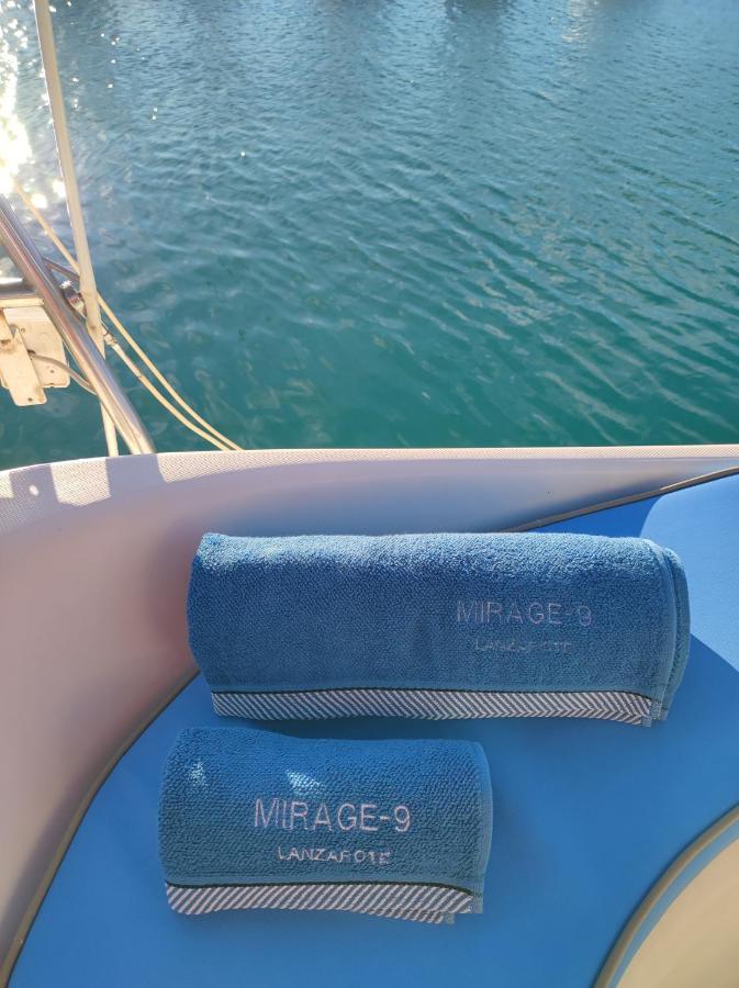 Magnifico Barco En La Graciosa Hotel Калета де Себо Екстериор снимка